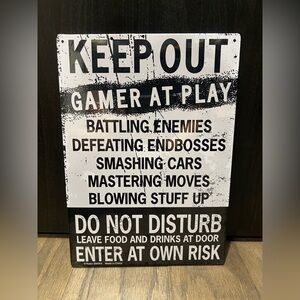KEEP OUT Gamer At Play Metal Tin Sign - Game Room / Man Cave Decor